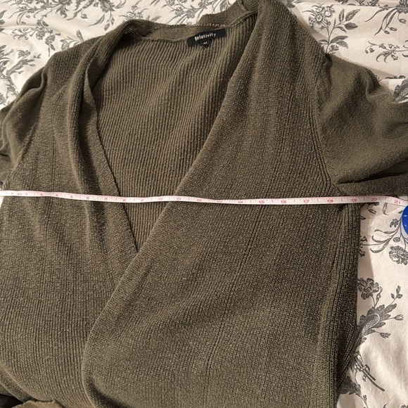 Relatively Long Open Lightweight Cardigan - Picture 6 of 7